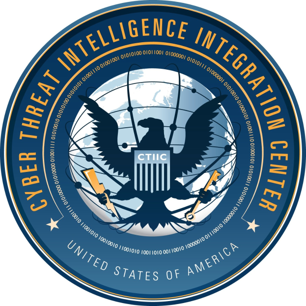 Logo des Cyber Threat Intelligence Integration Center (CTIC): Ein blauer Kreis mit einer weißen Silhouette einer Person in der Mitte, umgeben von einem weißen Ring mit dem Wort "CTIC" in blau, auf einem weißen Hintergrund.