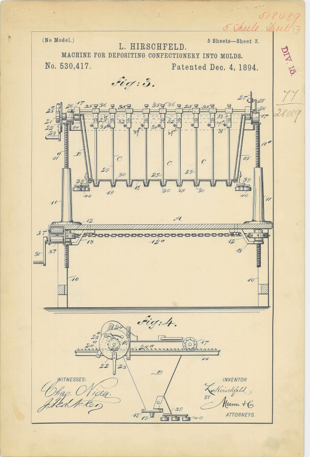 Eine technische Zeichnung von 1894 für eine Maschine, die Konfekt in Formen ablegt, begleitet von beschreibendem Text und numerischen Angaben.