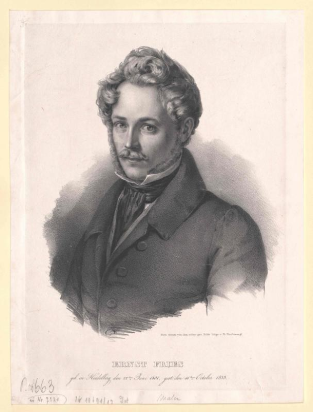 Schwarzes und weißes Porträt von Ernst Frühls, einem deutschen Komponist und Pianisten, der einen Anzug trägt und einen Schnurrbart hat, mit einem ernsten Gesichtsausdruck, begleitet von deutschem Text unten.