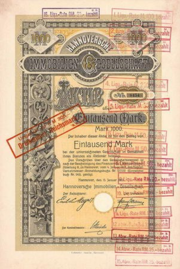 Alter deutscher Regierungskurs mit rotem Stempel, Text und Zahlen auf altem Papier.